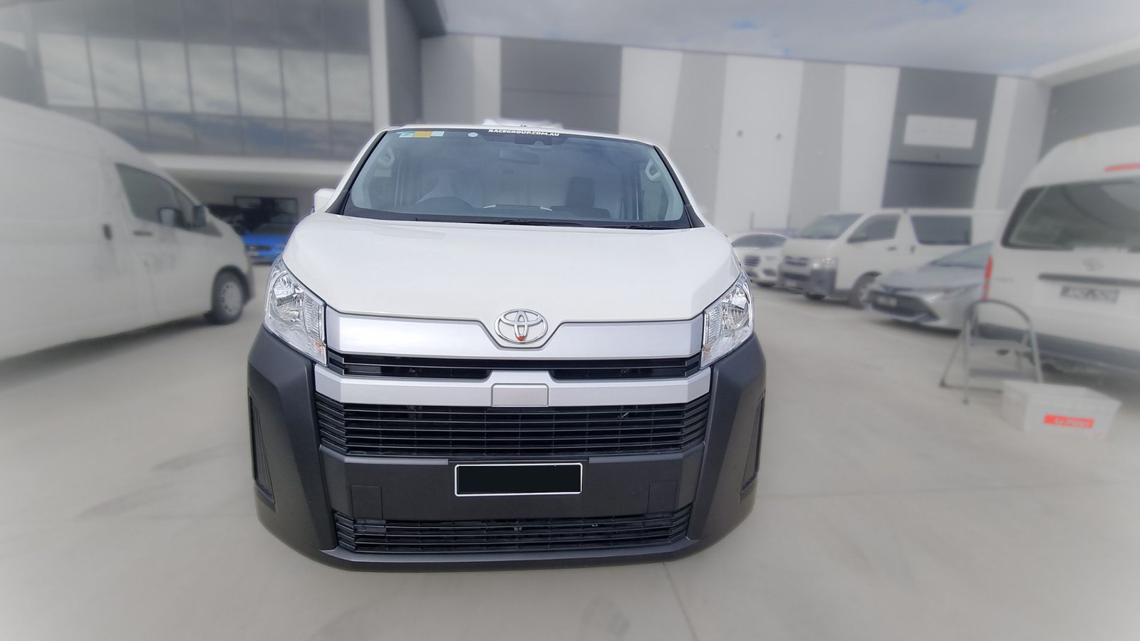 Refrigerated Van Toyota Hi Ace New Shape